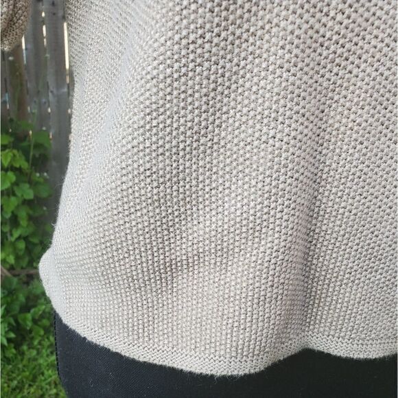 Tan Tunic  - Picture 4 of 6